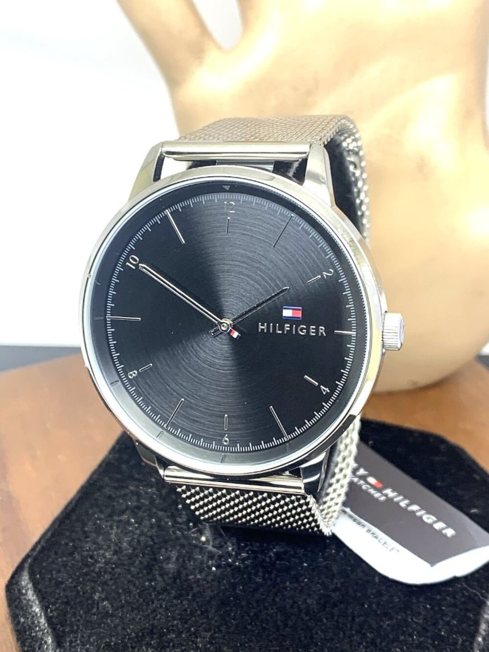 Tommy Hilfiger Men's Watch 1791842 Black Dial Quartz Silver Steel Mesh Band 43mm